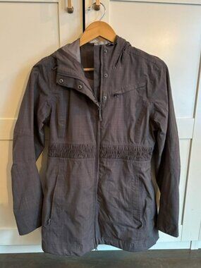 Athleta raincoat windbreaker in purple size small